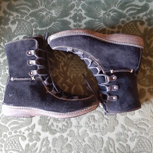 *SOLD* Timberland Suede Sherpa Lined Lace Up Ankle Boots 61355 - Picture 3 of 13